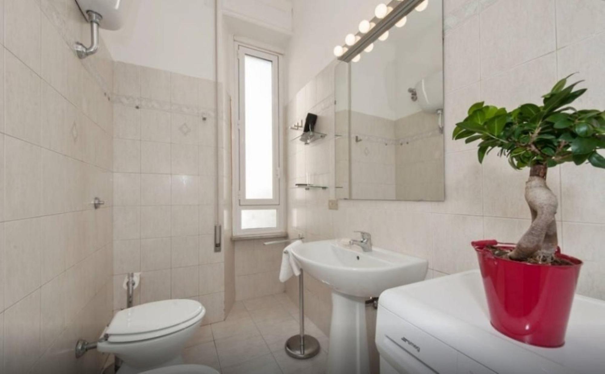 Re Di House Apartment Rom